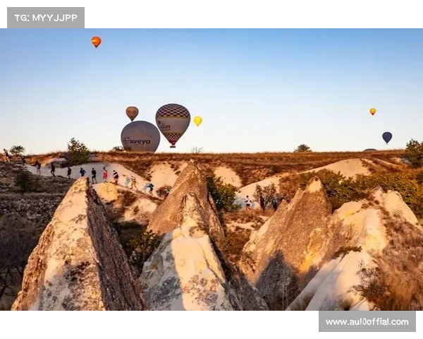 萨洛蒙卡帕多奇亚越野赛在世界遗产奇境中展现人与自然和谐之美